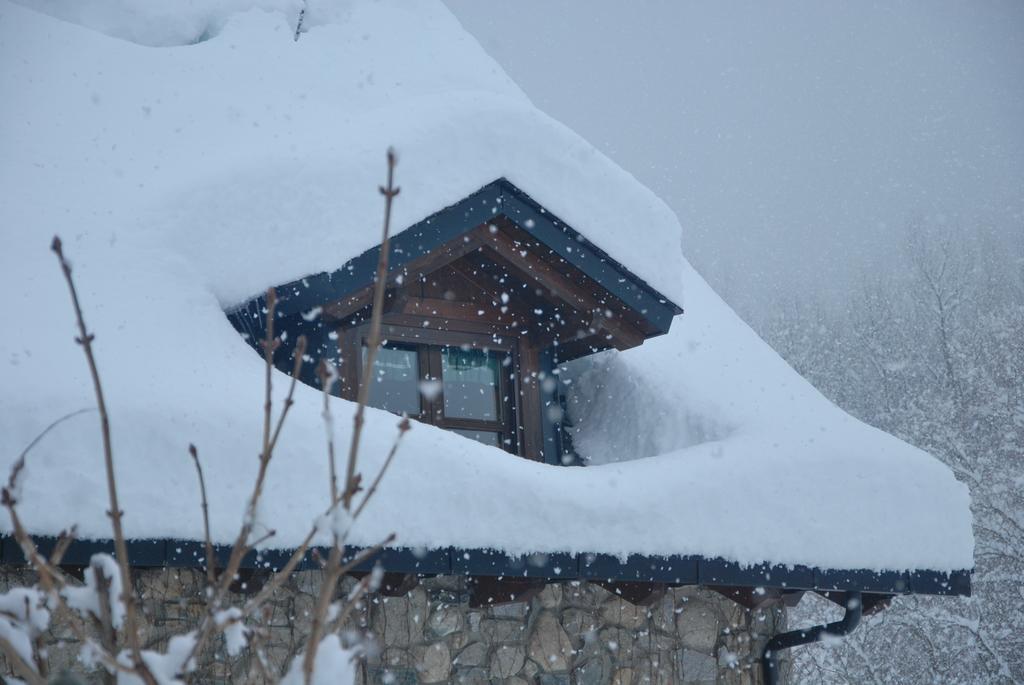 Hotel Selba D'Ansils เบนาสเก ภายนอก รูปภาพ