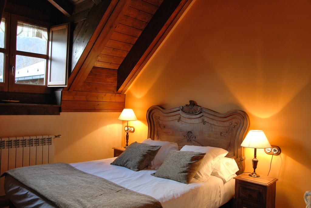 Hotel Selba D'Ansils เบนาสเก ห้อง รูปภาพ