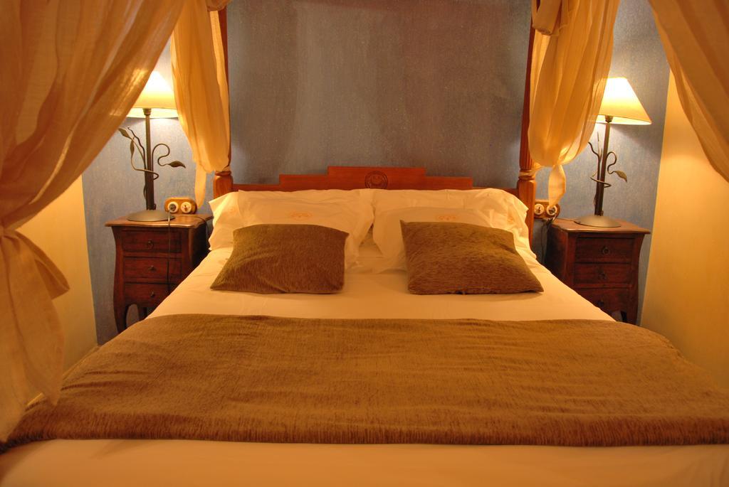 Hotel Selba D'Ansils เบนาสเก ห้อง รูปภาพ