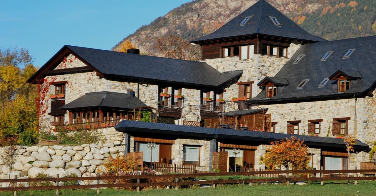Hotel Selba D'Ansils เบนาสเก ภายนอก รูปภาพ