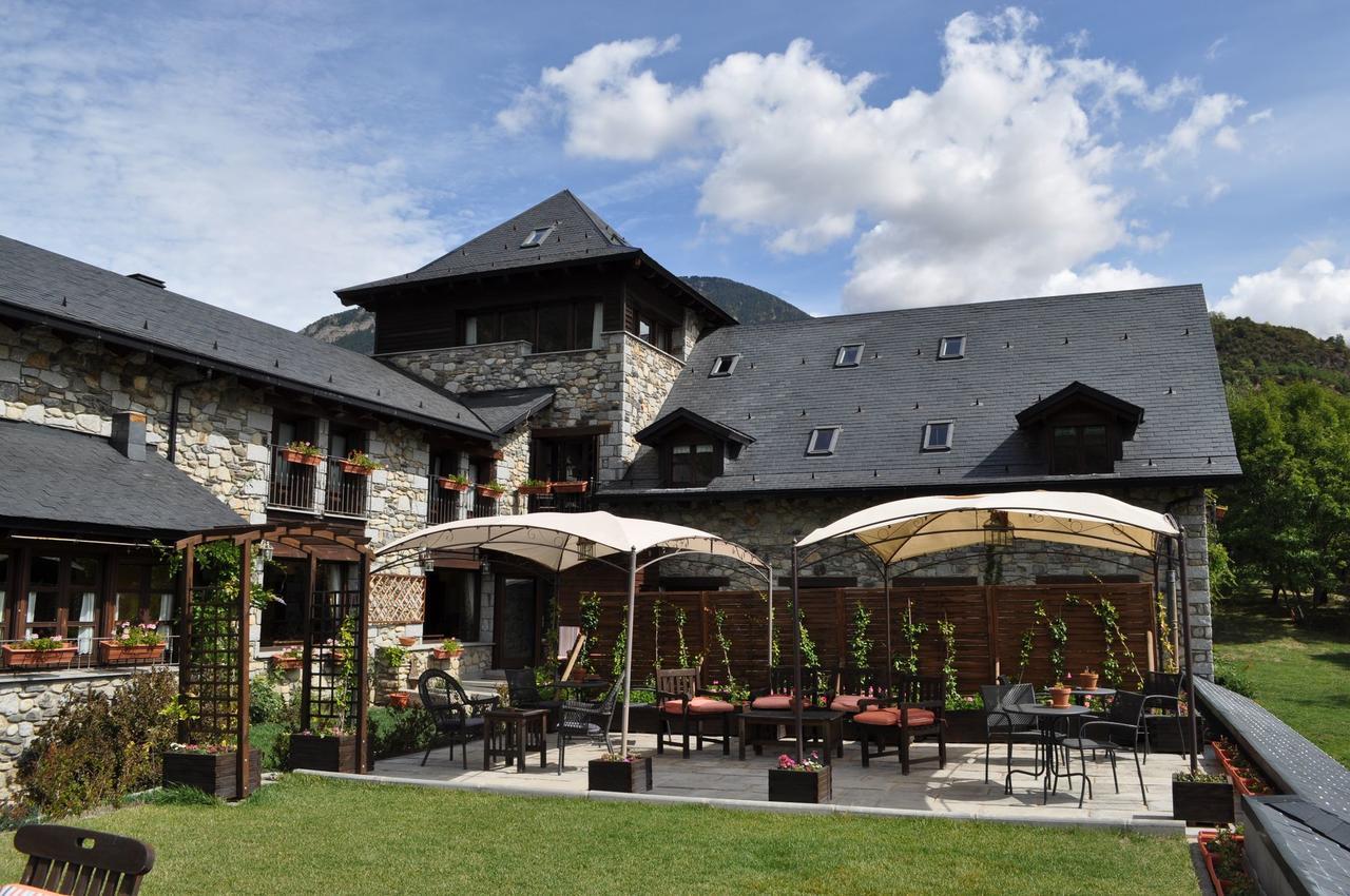 Hotel Selba D'Ansils เบนาสเก ภายนอก รูปภาพ